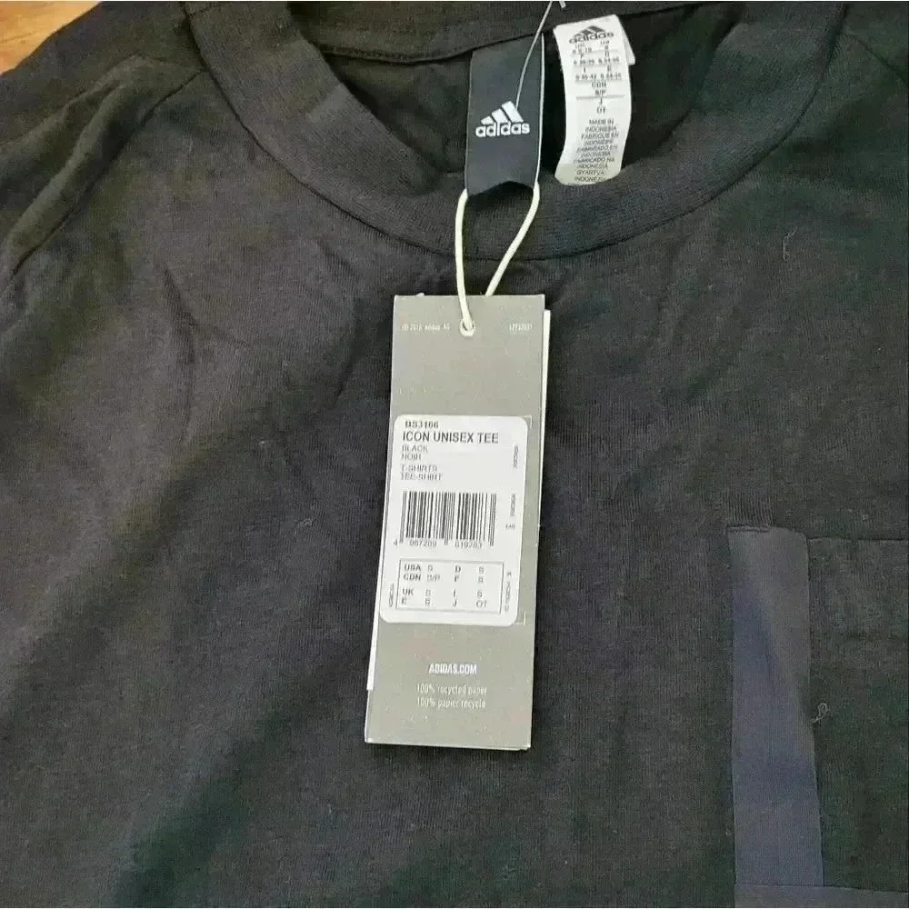 NWT Men's Small Adidas Icon Tee